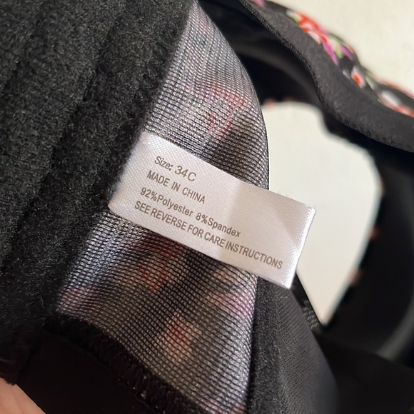 Flower mesh push up pin up style bralette - Picture 7 of 8